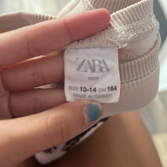 Beige “cool mood” sparkle letters sweater from Zara size 13-14 - Picture 2 of 2